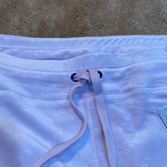 Brand new DKNY Sport women’s velour joggers - Picture 5 of 5